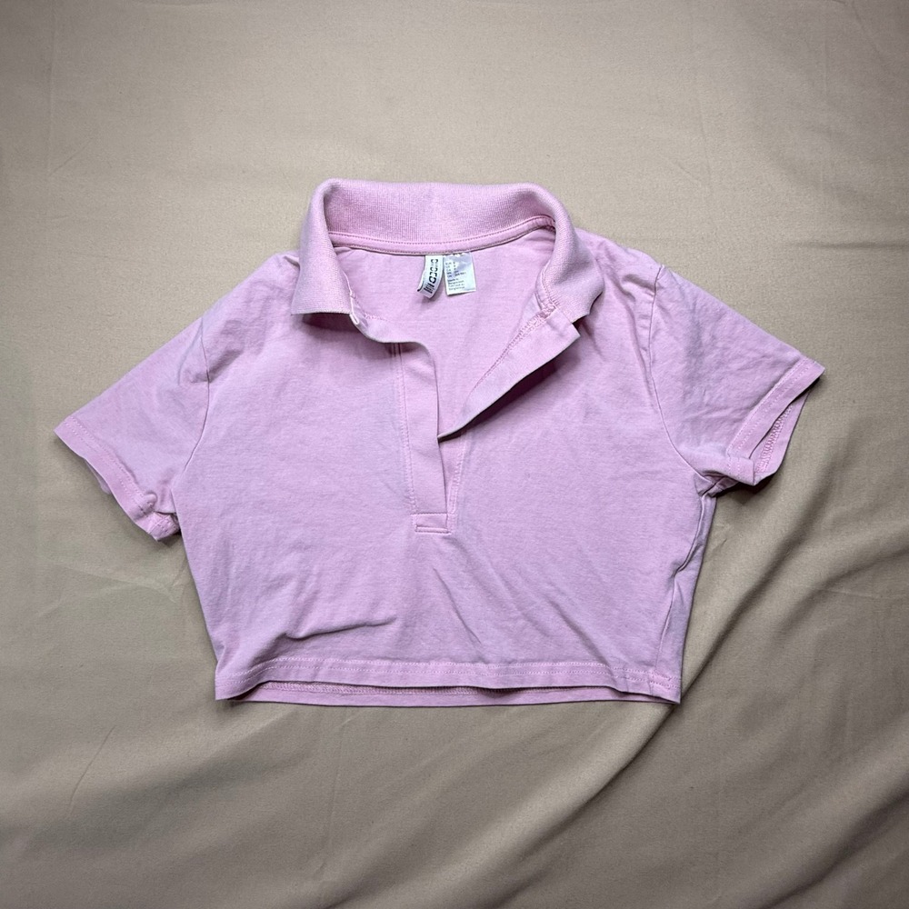 H&M Divided Pink Cropped Polo Shirt Short Sleeve V-Neck Size S